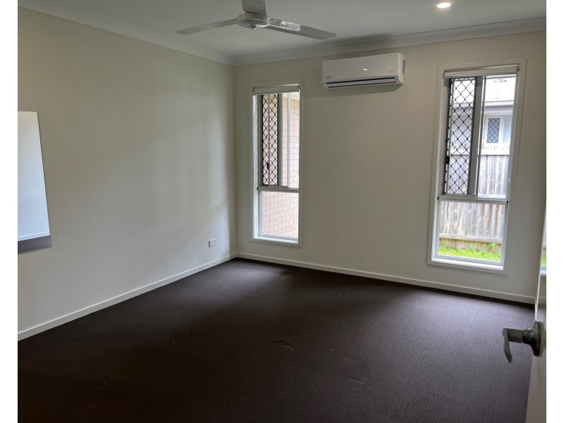 50 Grahams Road, Strathpine QLD 4500