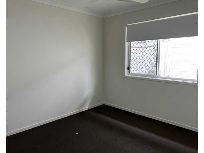 50 Grahams Road, Strathpine QLD 4500