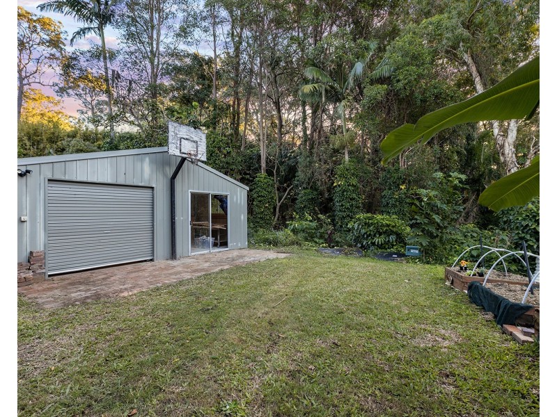 185 Simpsons Road, Elanora QLD 4221