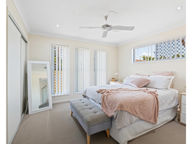 2 Asher Place, Moggill QLD 4070