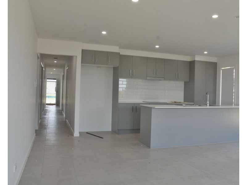 25 Gascoyne St, Plainland QLD 4341