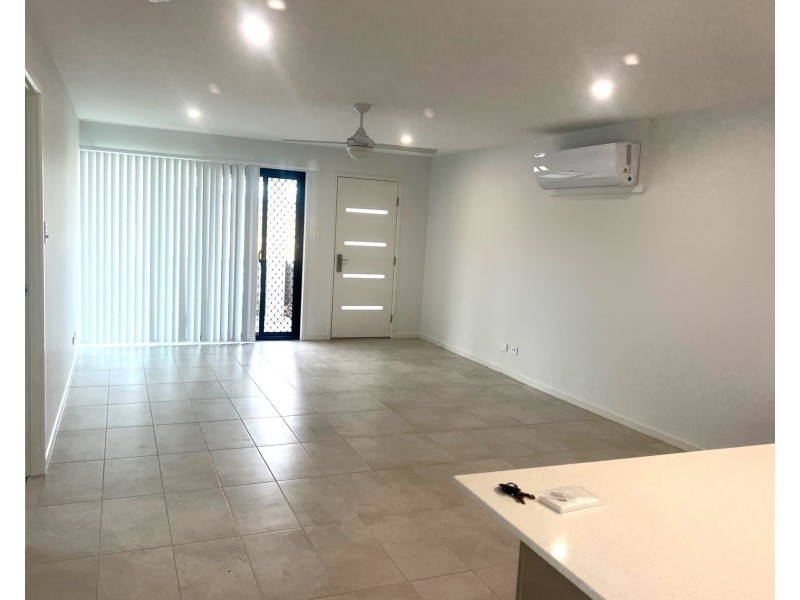 2 Jaguar Lane, Ripley QLD 4306
