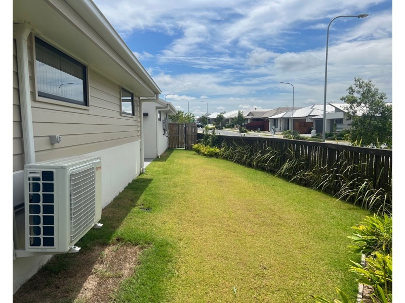 2 Jaguar Lane, Ripley QLD 4306