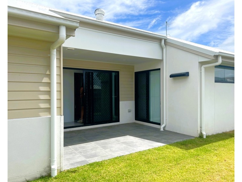 2 Jaguar Lane, Ripley QLD 4306
