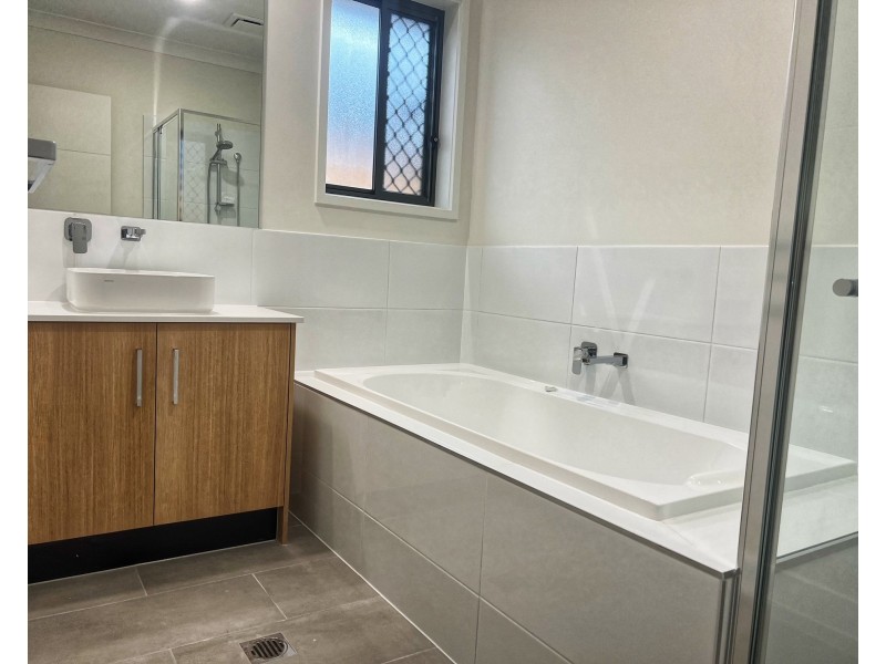 20 Bremer Street, South Maclean QLD 4280