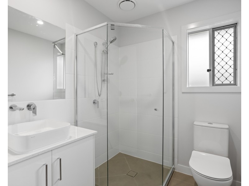 33 Barcoo Drive, Plainland QLD 4341
