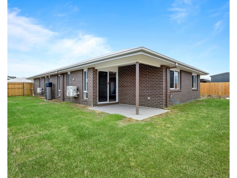 33 Barcoo Drive, Plainland QLD 4341