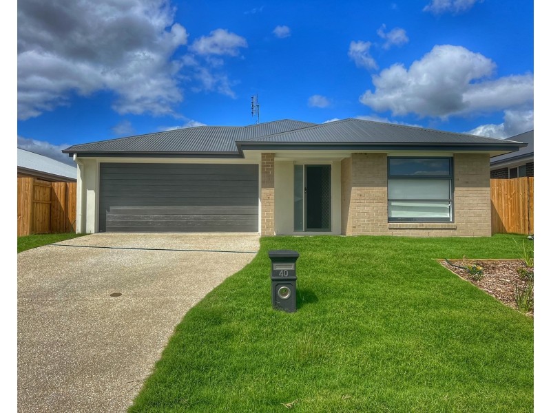 40 Barcoo Drive, Plainland QLD 4341