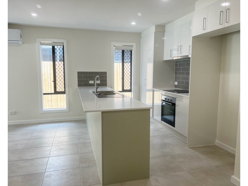 40 Barcoo Drive, Plainland QLD 4341