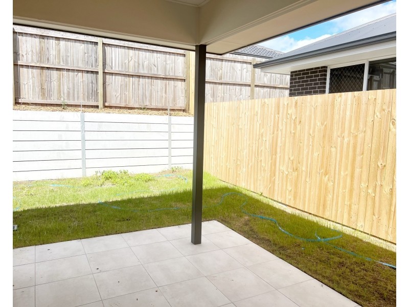 40 Barcoo Drive, Plainland QLD 4341