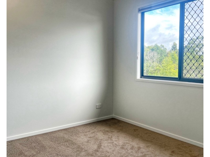 27 Oxford Street, Waterford QLD 4133