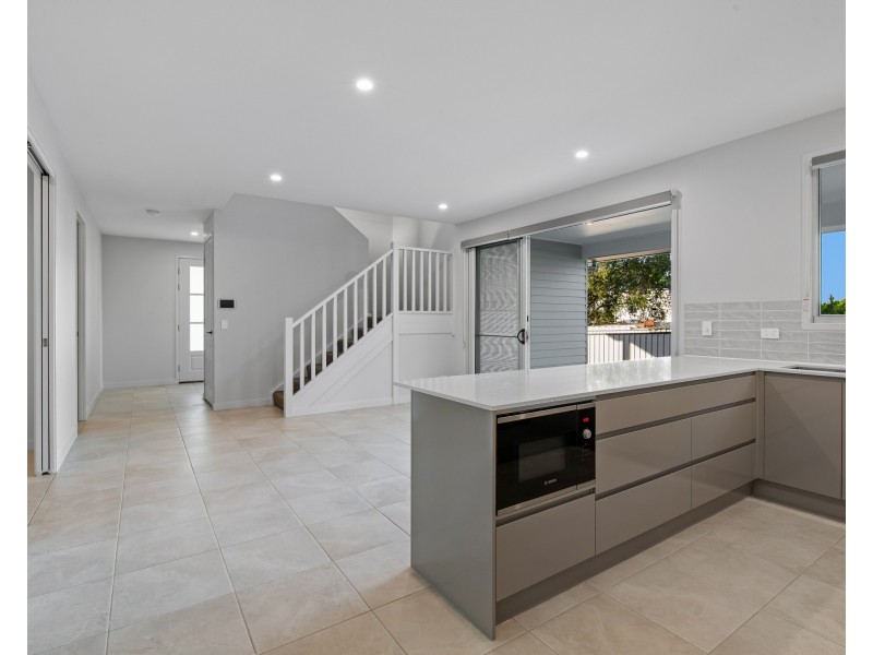 17A Blackstone Road, Eastern Heights QLD 4305