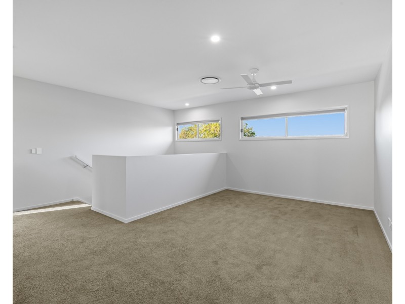 17A Blackstone Road, Eastern Heights QLD 4305