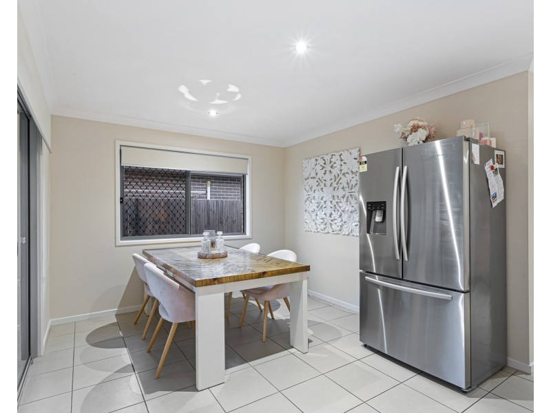 68 Benham Avenue, Kallangur QLD 4503