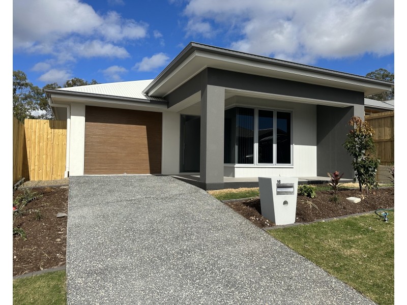 16 Edward Circuit, Deebing Heights QLD 4306