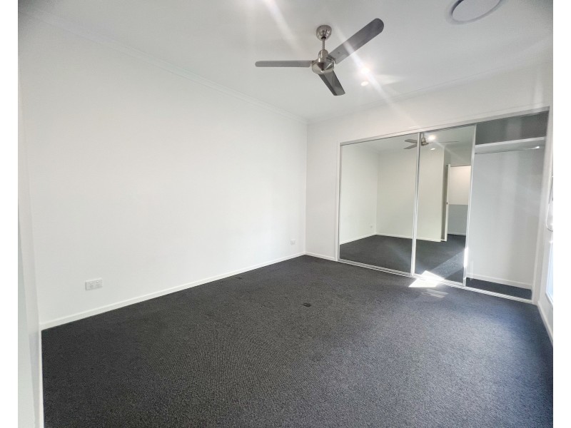 25 Greenview Terrace, Palmview QLD 4553