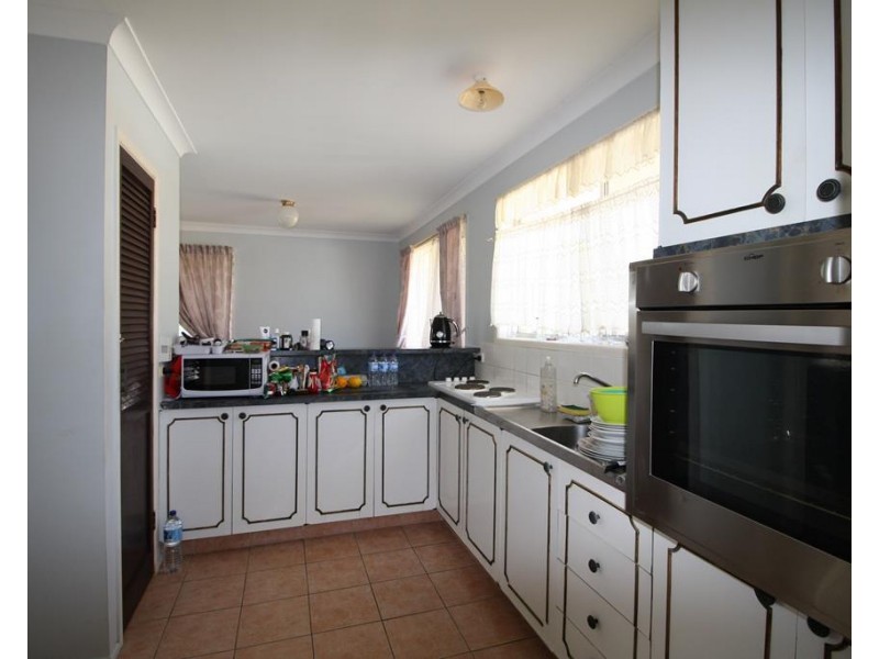 11 Saint Pauls Place, Surfers Paradise QLD 4217