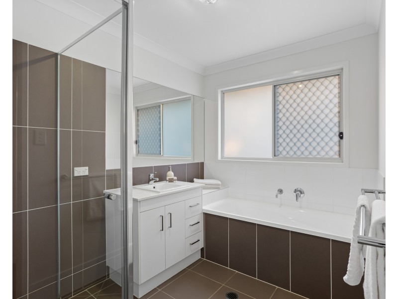 5 Gralton Street, Keperra QLD 4054