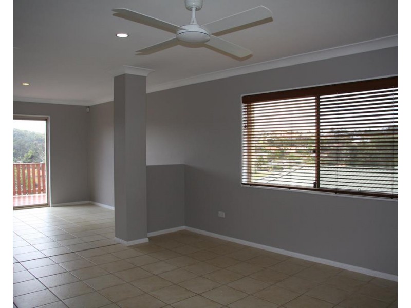 8 Dapples Court, Burleigh Heads QLD 4220