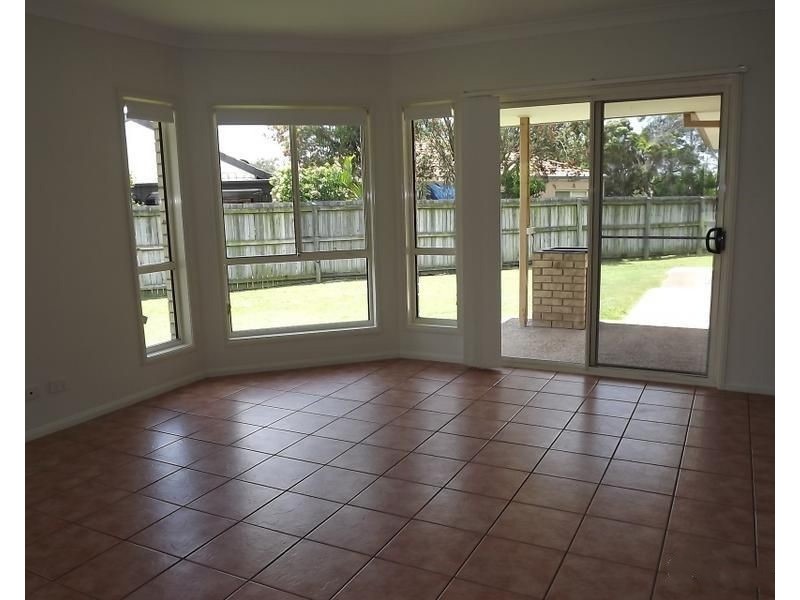 8 Caz Court, Upper Coomera QLD 4209