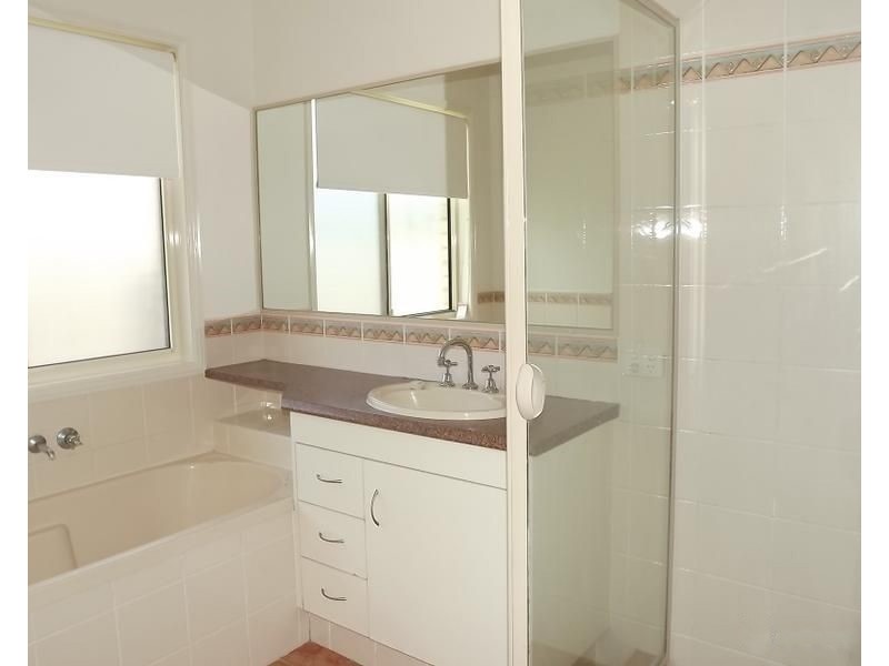 8 Caz Court, Upper Coomera QLD 4209