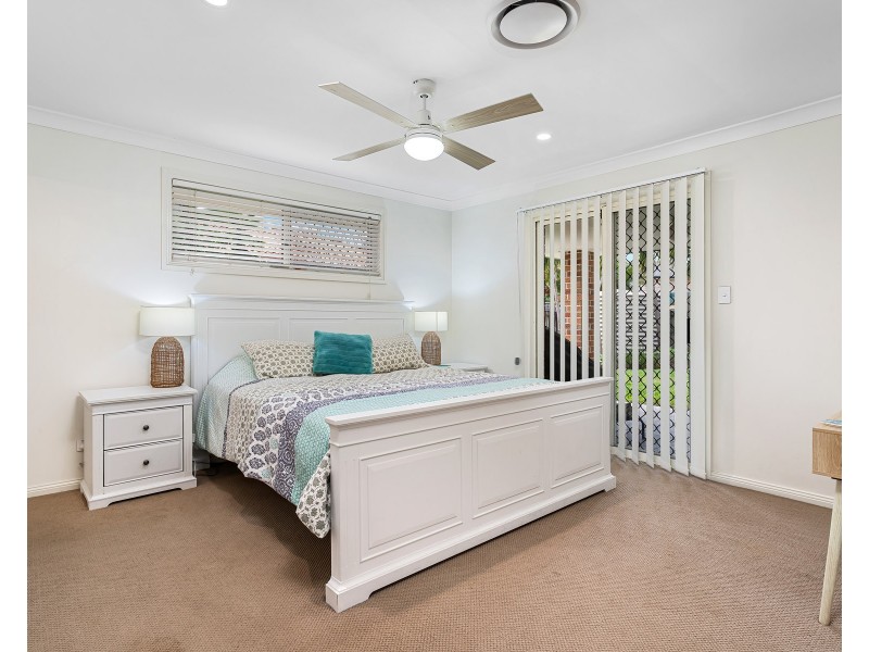 7 Cassowary Drive, Burleigh Waters QLD 4220