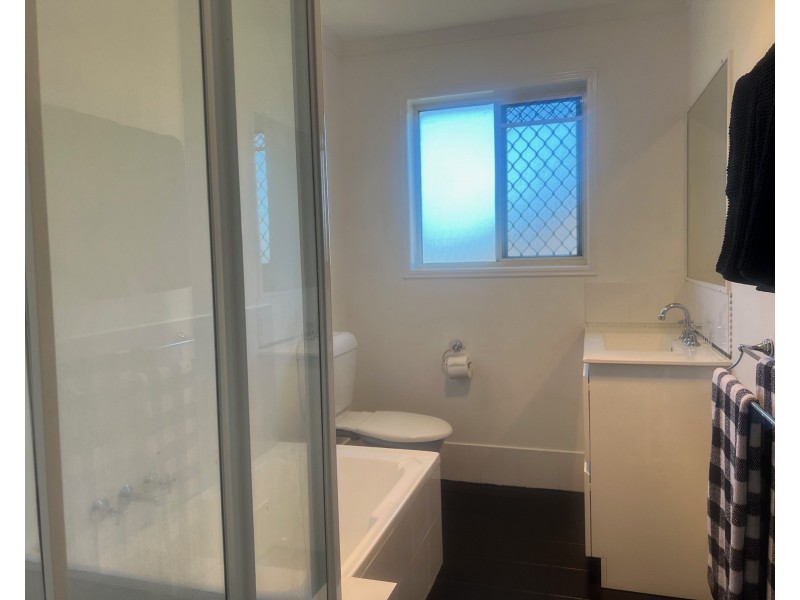 2/9 Figgis Street, Kedron QLD 4031