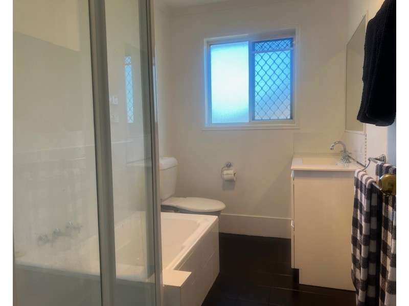 2/9 Figgis Street, Kedron QLD 4031