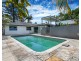 7 PARK AVENUE, Broadbeach Waters QLD 4218