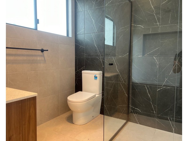 25 Upper McCormack Street, Bundamba QLD 4304