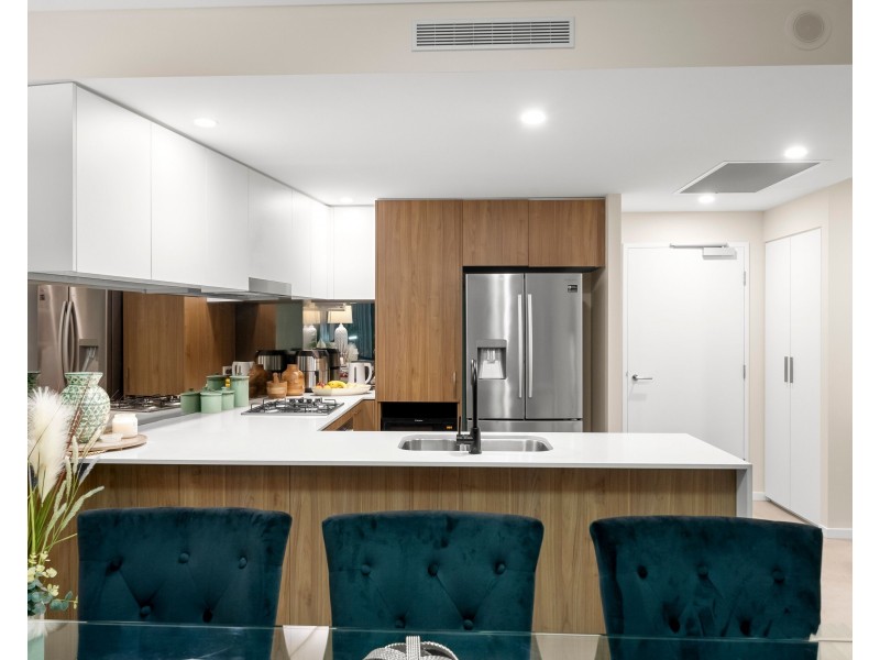 1504/1 Grant Avenue, Hope Island QLD 4212