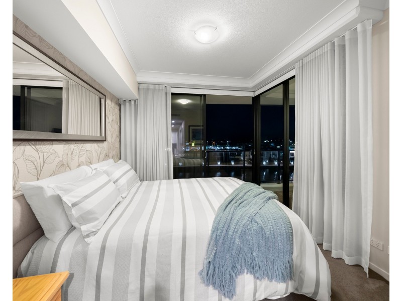 1504/1 Grant Avenue, Hope Island QLD 4212