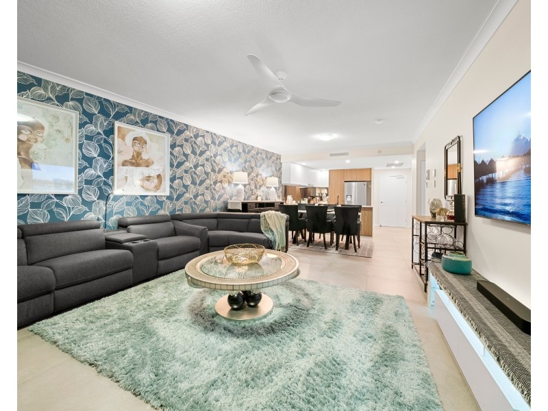 1504/1 Grant Avenue, Hope Island QLD 4212