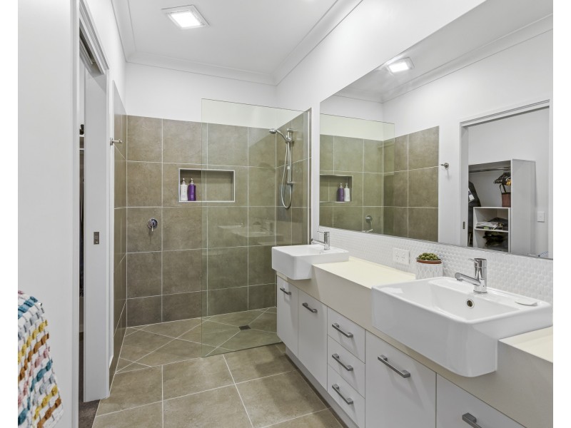 57 Greenhaven Circuit, Narangba QLD 4504