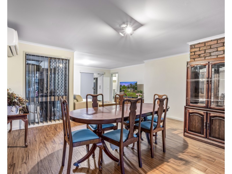 43 Macquarie Drive, Petrie QLD 4502