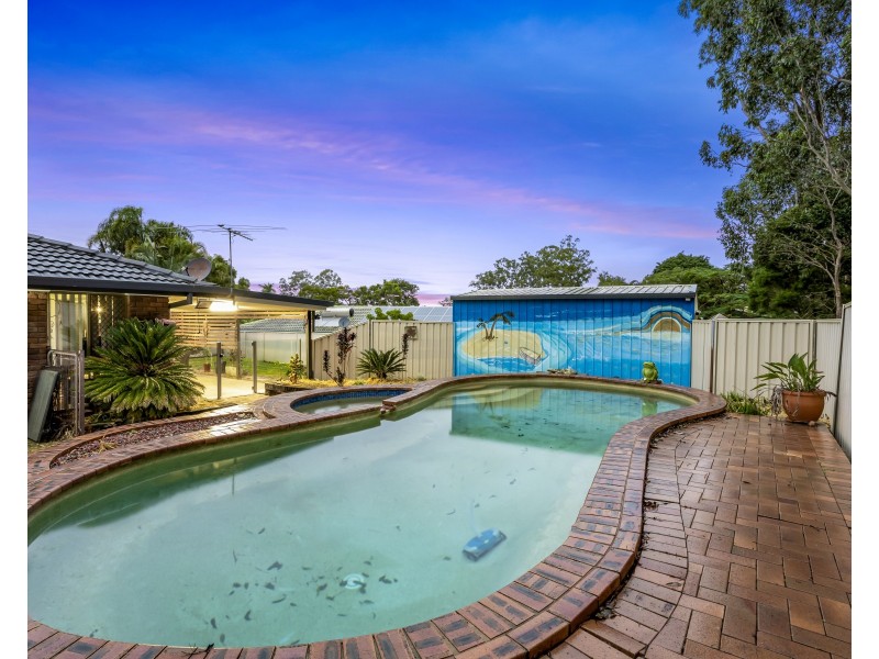43 Macquarie Drive, Petrie QLD 4502