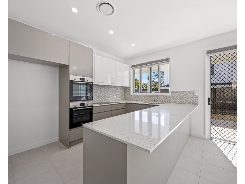 27 Upper McCormack Street, Bundamba QLD 4304