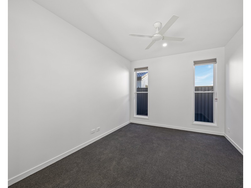 27 Upper McCormack Street, Bundamba QLD 4304