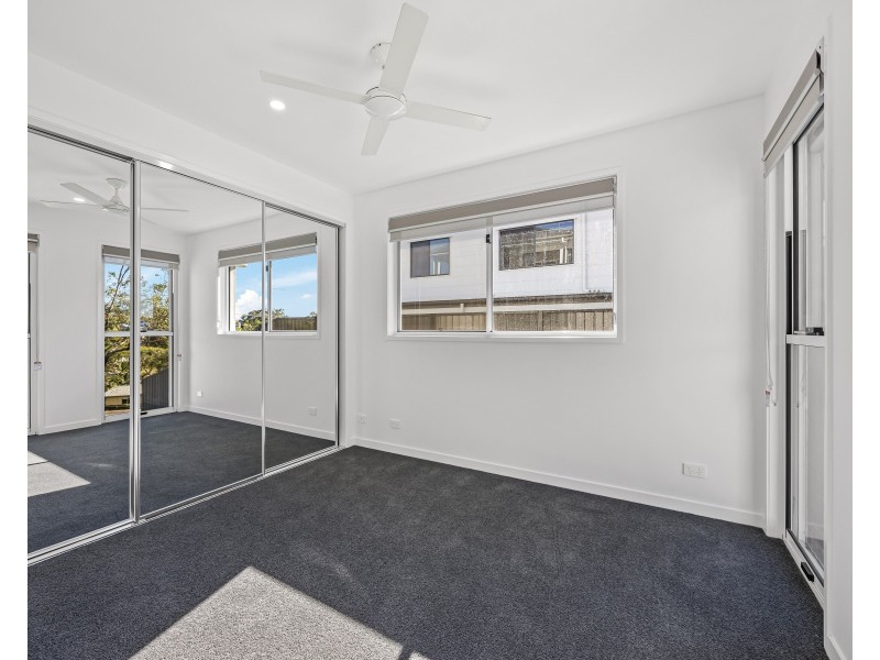 27 Upper McCormack Street, Bundamba QLD 4304