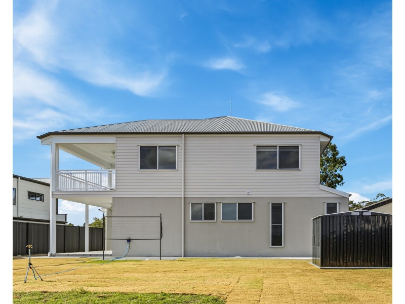 27 Upper McCormack Street, Bundamba QLD 4304