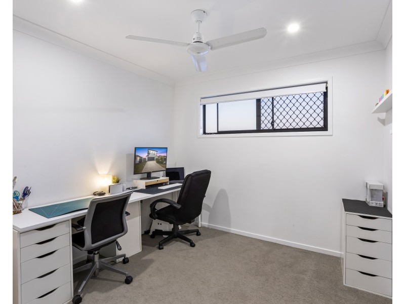 42 Crest Street, Narangba QLD 4504