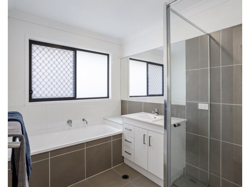 42 Crest Street, Narangba QLD 4504