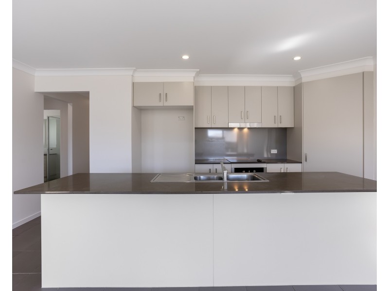 230 Todds Road, Lawnton QLD 4501