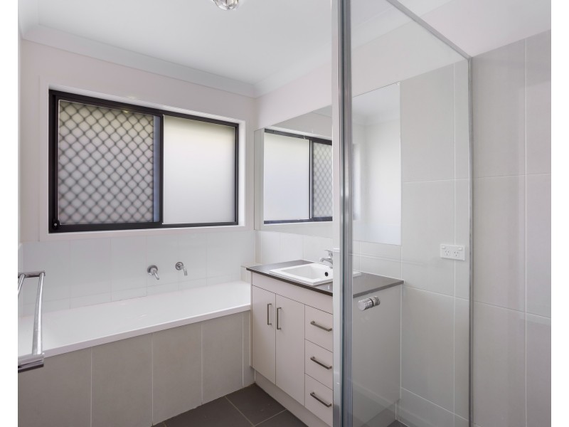 230 Todds Road, Lawnton QLD 4501