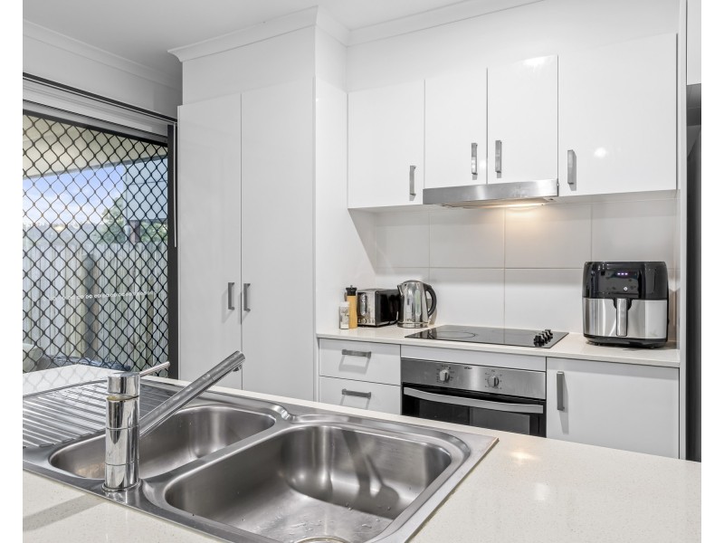 44 Crampton Street, Keperra QLD 4054