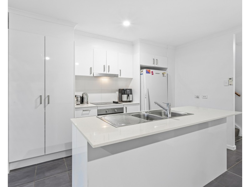 44 Crampton Street, Keperra QLD 4054