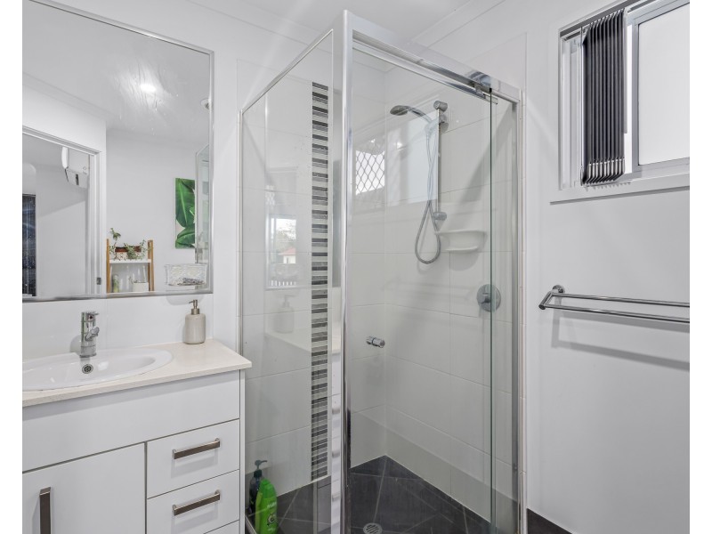 44 Crampton Street, Keperra QLD 4054