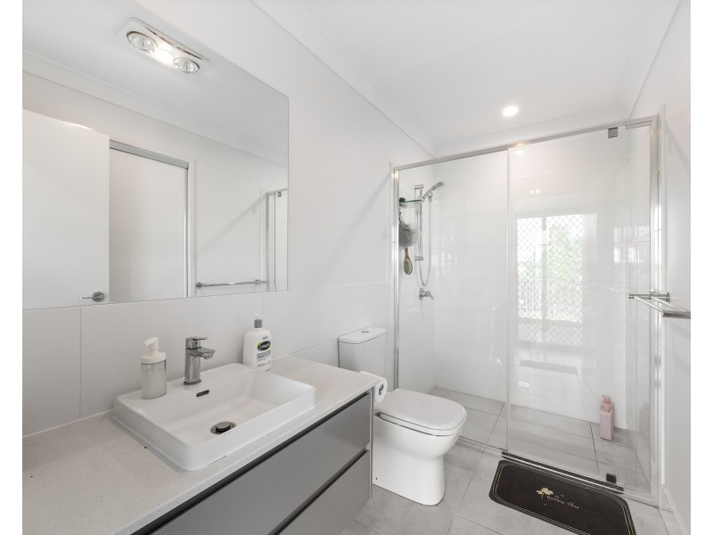 2 Jaguar Lane, Ripley QLD 4306