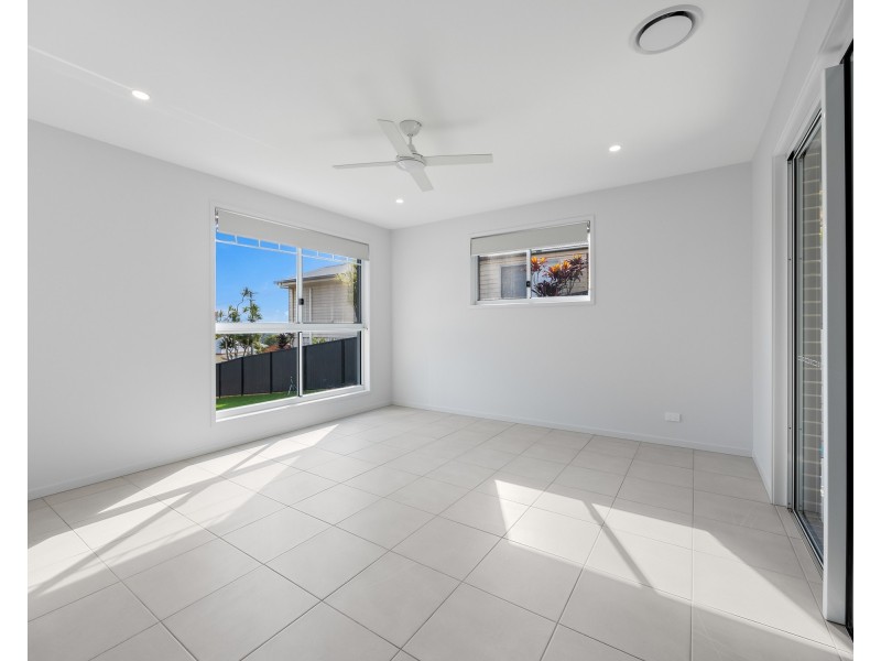 30 Braeside Road, Bundamba QLD 4304