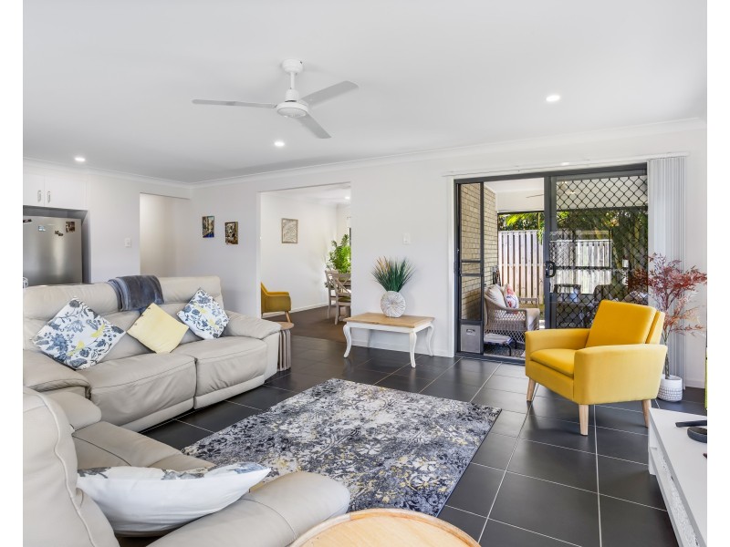 41 Bora Place, Ningi QLD 4511